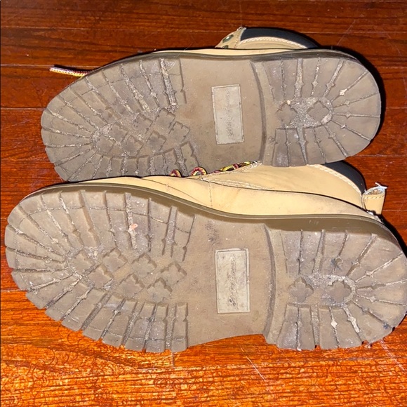 Boys size 1 work boots - Picture 4 of 5